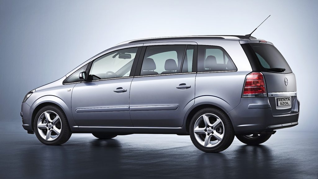 Opel Astra K autó bérbe Szolnokok