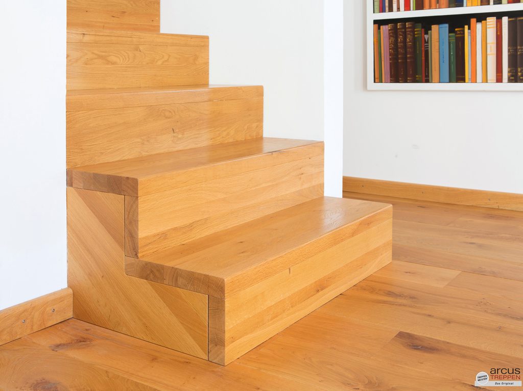 Arcus Treppen Holz