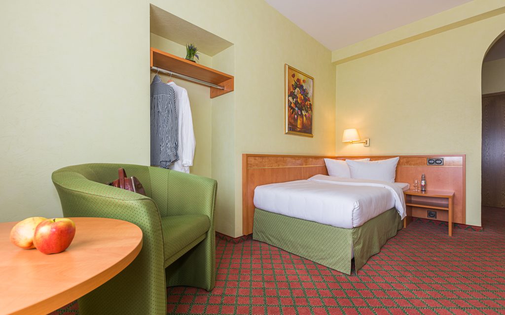 Einzelzimmer Lohmanns Kapeller Hof