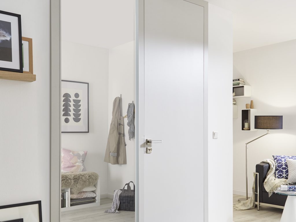  HGM Echtlack Tür mit Glas