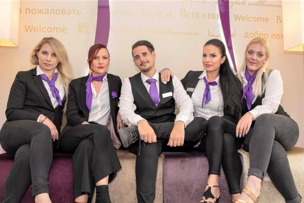 Hotel Merkur Baden-Baden Rezeptions-Team