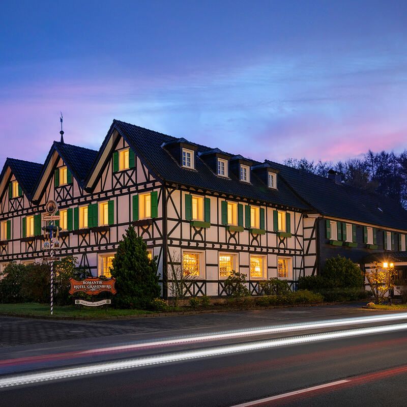 Hausansicht bei Nacht