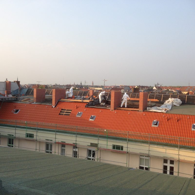 Donaustraße - Sanierung der Steil und Fachdachfläche einschl. Klempnerarbeiten