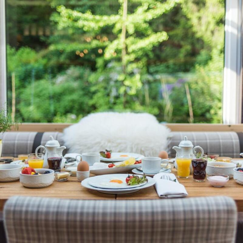 Frühstückstisch